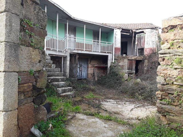 CASA CON FINCA photo 0