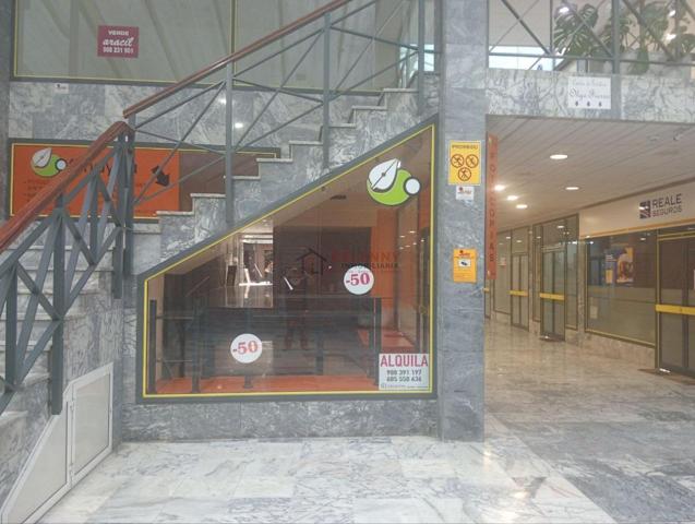 BAJO COMERCIAL EN RUA PASEO photo 0