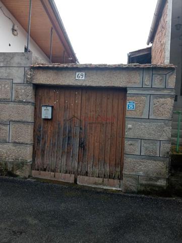 casa rustica con patio cerrado photo 0