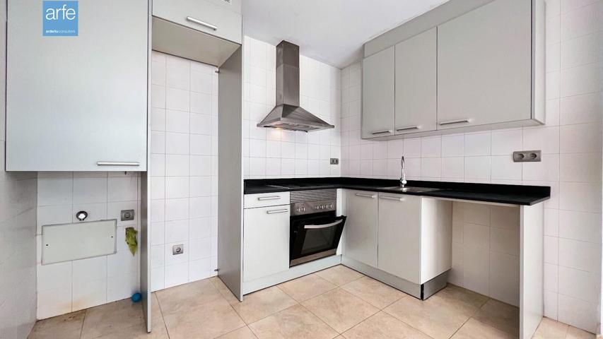 PISO 2 HABITACIONES PLANTA BAJA CON TERRAZA photo 0