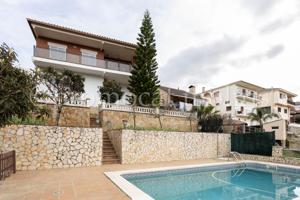 CASA A CUATRO VIENTOS CON JARDÍN Y PISCINA photo 0