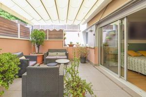 PLANTA BAJA CON TERRAZA PISCINA PARKING Y TRASTERO photo 0