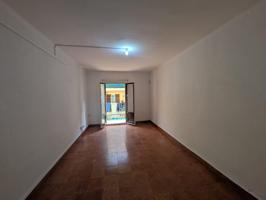 PISO DE 3 HABITACIONES Y BALCÓN photo 0