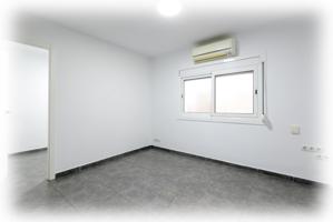 vivienda totalmente reformada y lista para entrar a vivir photo 0