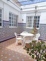 VIVIENDA EN UNA SOLA PLANTA CON PATIO photo 0