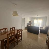 BONITO PISO CON CUATRO HABITACIONES Y PLAZA DE GARAJE EN MARINA DE LA BAHÍA. photo 0
