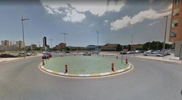 Se vende amplio bajo comercial con 450 m2 que da a calle Prolongación Angel Bruna y Gabriela Mistral photo 0