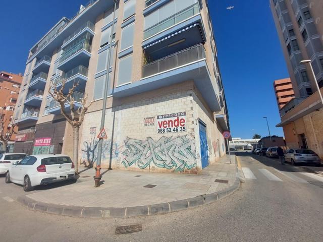 Se vende local comercial en ZONA HISPANIA y MANDARACHE con 300 m2 photo 0