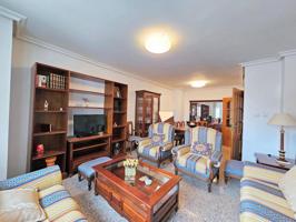 Se vende precioso chalet en Santiago de la Ribera con amplio sótano, jardín y terraza photo 0