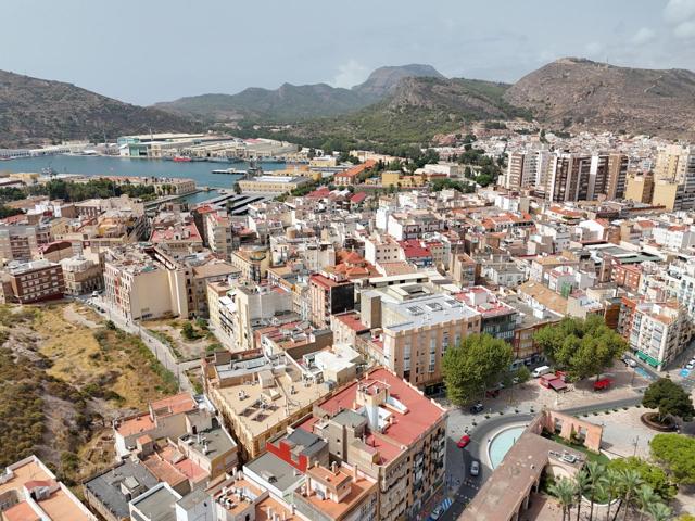 Se vende exclusivo piso de 177 m2 aprox en pleno centro de cartagena photo 0