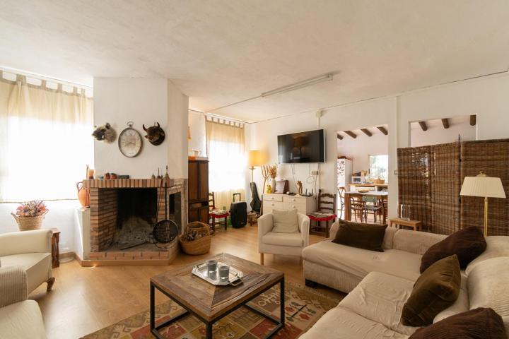 Paraíso Rural Cerca de la Ciudad: Finca con Vivienda y casa de invitados photo 0