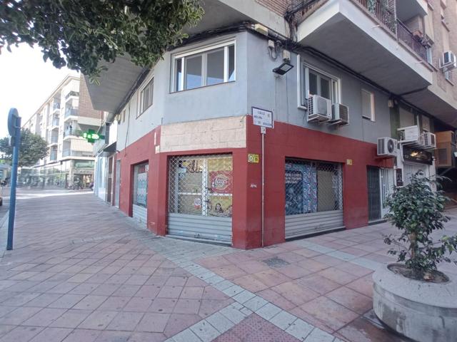 Se alquila local comercial en esquina – Molina de Segura (zona céntrica) photo 0
