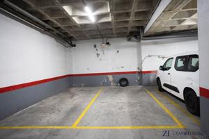 Parking En venta en Buenavista (Madrid) photo 0
