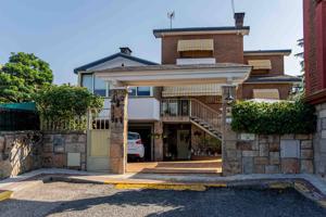 Casa En venta en Centro, Moralzarzal photo 0