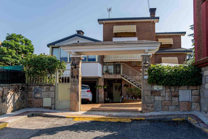 Casa En venta en Centro, Moralzarzal photo 0
