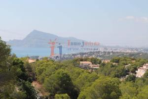 Parcela con vistas al mar en Altea photo 0