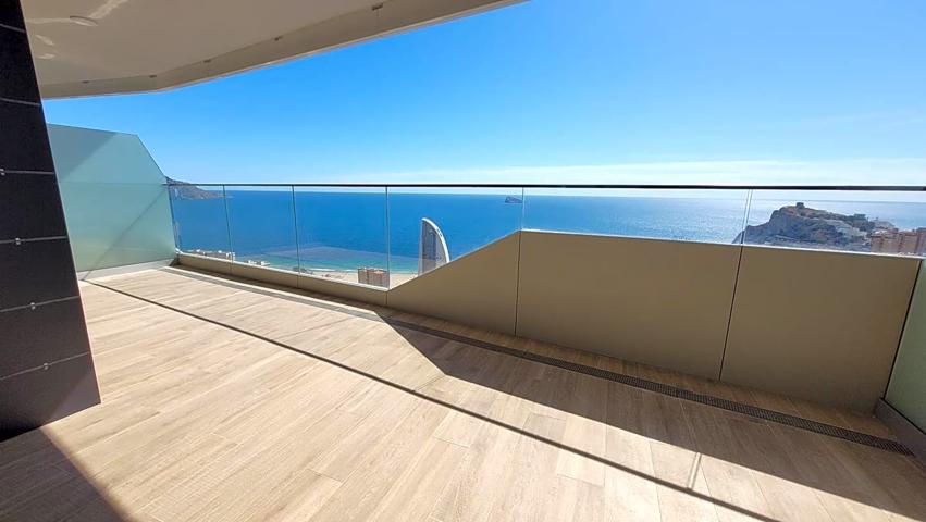 Magnifico piso con vistas al mar en Benidorm photo 0