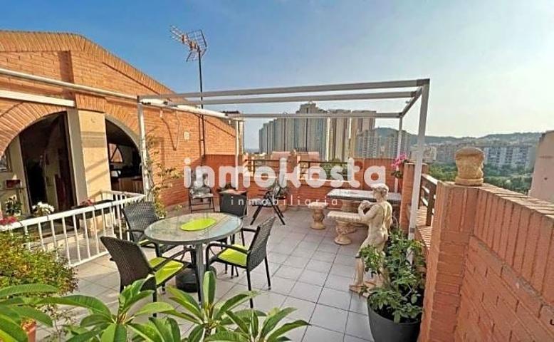 Ático abuhardillado con magnifica terraza photo 0