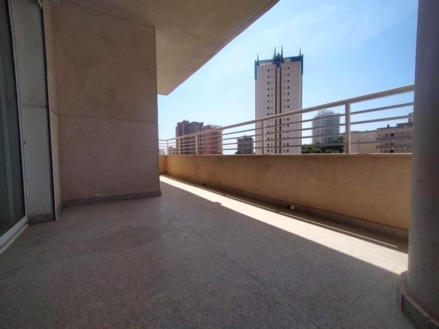 Amplio piso Poniente Benidorm photo 0