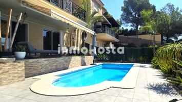 Chalet independiente con piscina privada en Nou Espai – La Nucía photo 0