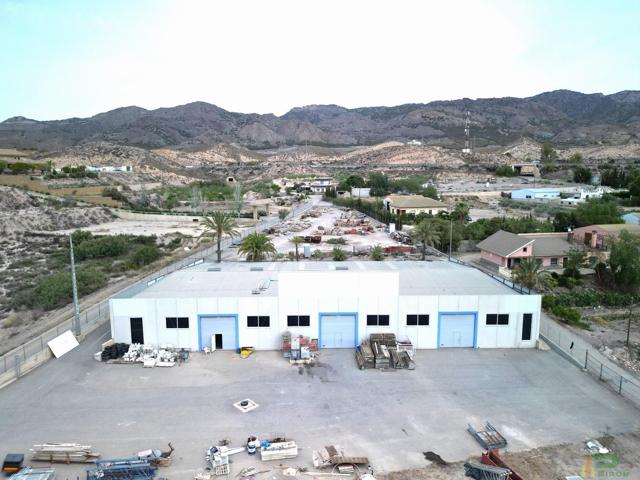 Nave Industrial En venta en Poligono Industrial De La Hoya De Lorca, La Hoya De Lorca photo 0