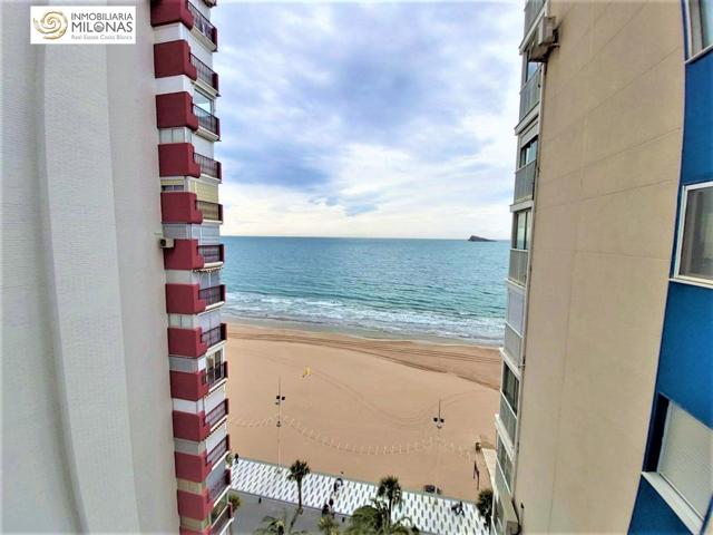 Precioso piso de 3 dormitorios en 1ª línea de playa Levante. photo 0
