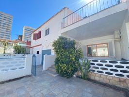 🏡 Se alquila moderno chalet adosado recién reformado en zona Rincón de Loix en Benidorm 🏡 photo 0