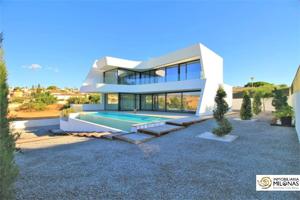 Moderna villa de lujo con piscina infinty a solo 990 de la Playa De La Fossa en Calpe photo 0