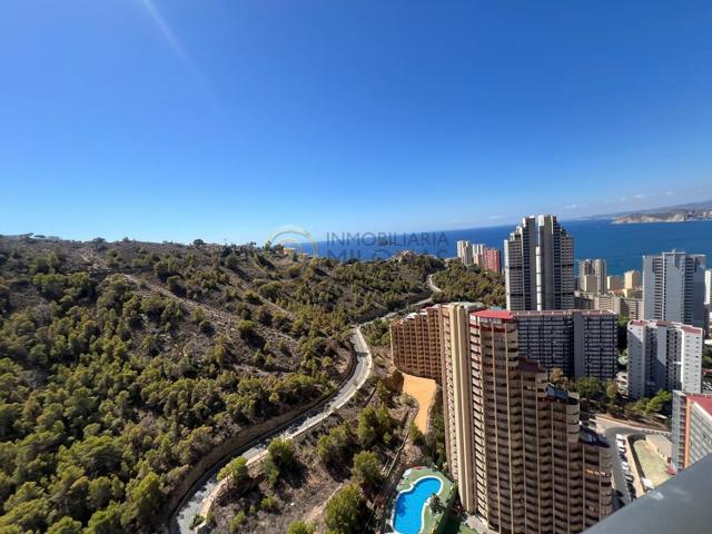 ESPECTACULAR APARTAMENTO EN UNO DE LOS EDIFICIOS MÁS LUJOSOS DE BENIDORM: TORRE LUGANO photo 0