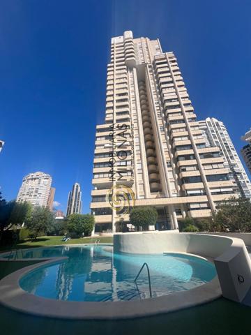 Vendemos este gran piso en el Residencial Parque Europa en Benidorm photo 0