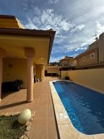 Exclusiva casa independiente con piscina privada en el Rincon de Loix photo 0