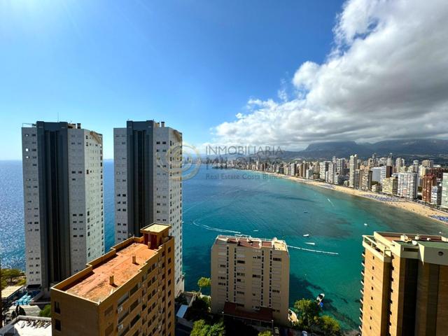 Apartamento de Diseño con Vistas Panorámicas a la Bahía de Benidorm photo 0