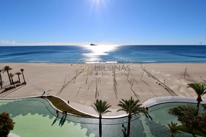 ¡Exclusivo ático en Primera Línea de la Playa de Poniente – Benidorm! photo 0