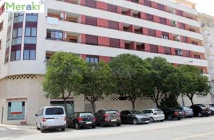 Local comercial en venta en Avenida LIBERTAD 27 C-V AGUILAS 2, Yecla photo 0