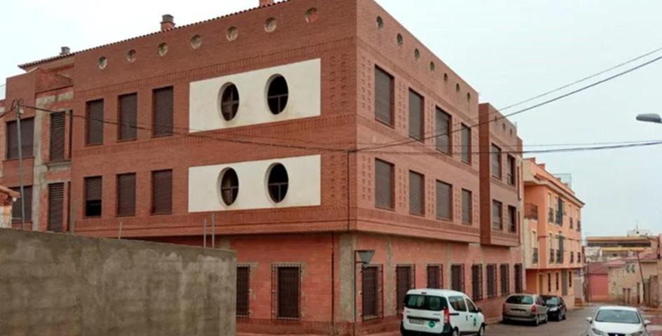 Obra parada en venta en calle Teniente Martinez Puerto Lumbreras photo 0
