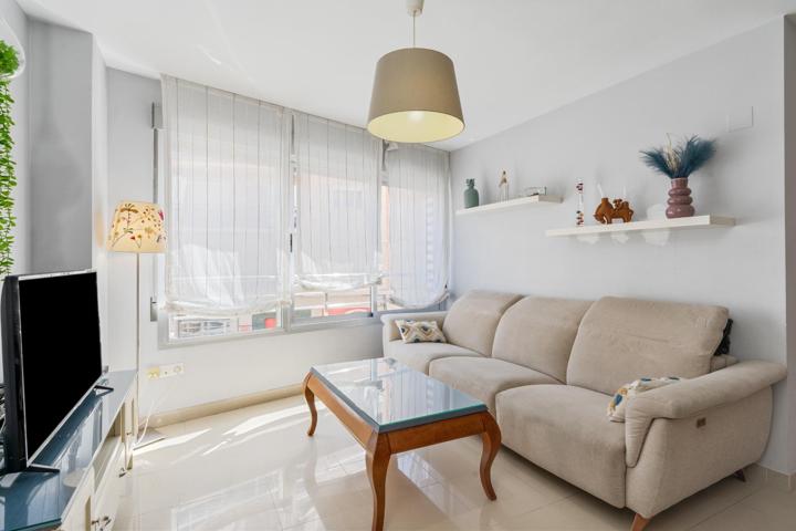 ¡Vivir en el centro de Motril con todo el confort de una vivienda moderna! photo 0