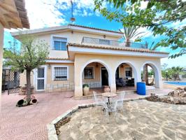 Unifamiliar En venta en Villamontes-Boqueres, San Vicente Del Raspeig photo 0