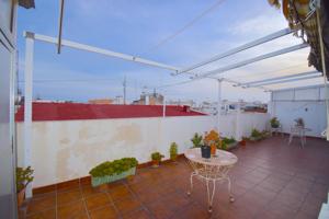 Ático con terraza de ensueño, orientación sur y sol todo el día (Alicante centro) photo 0