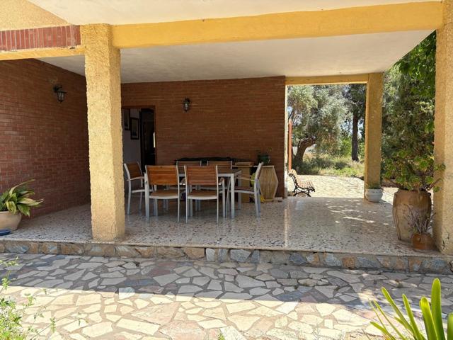¡ CHALET INDEPENDIENTE CON PARCELA Y PISCINA! photo 0