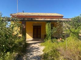 ENCANTO RURAL CERCA DE LA CIUDAD - PARCELA DE 4300 M2 CON CASA RUSTICA photo 0