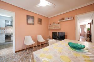 ENTRESUELO CON PATIO EN EL PLA!!! photo 0