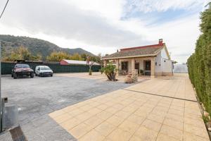 Casa con terreno photo 0