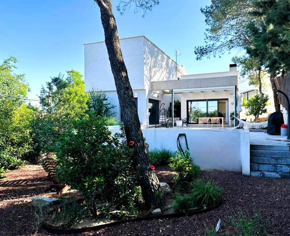 Casa - Chalet en alquiler en Torrelodones de 226 m2 photo 0