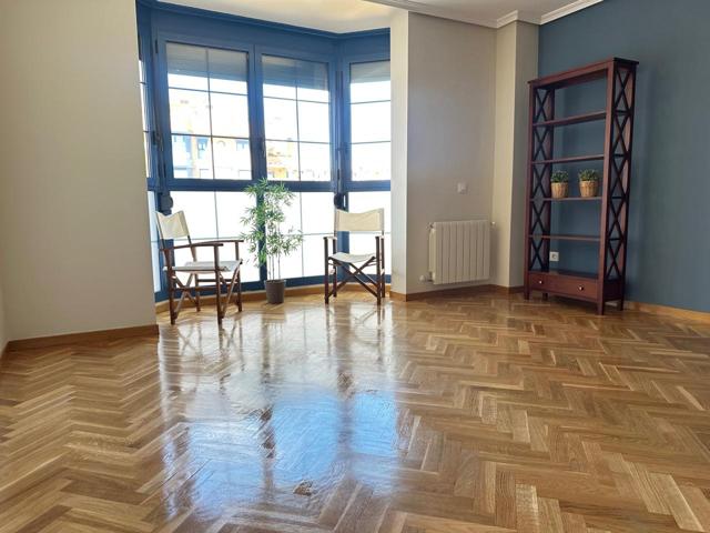 Piso en alquiler en Madrid de 161 m2 photo 0