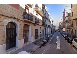 Piso En venta en Calle De Ruiz De Padrón, Sant Martí, Barcelona photo 0