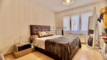 Piso En venta en Pz Serrat I Bonastre, Sant Miquel - Tres Torres, Granollers photo 0