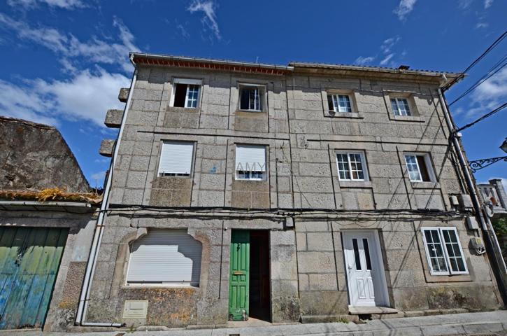 Venta de Casa de Piedra Pareada en San Bartolomé, Tui - Ideal para Inversores photo 0