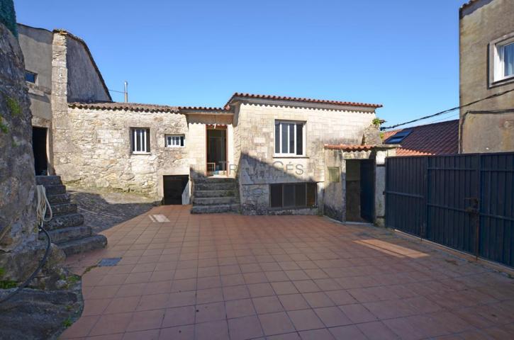 Casa rústica de piedra para reformar con encanto en Camposancos, A Guarda photo 0