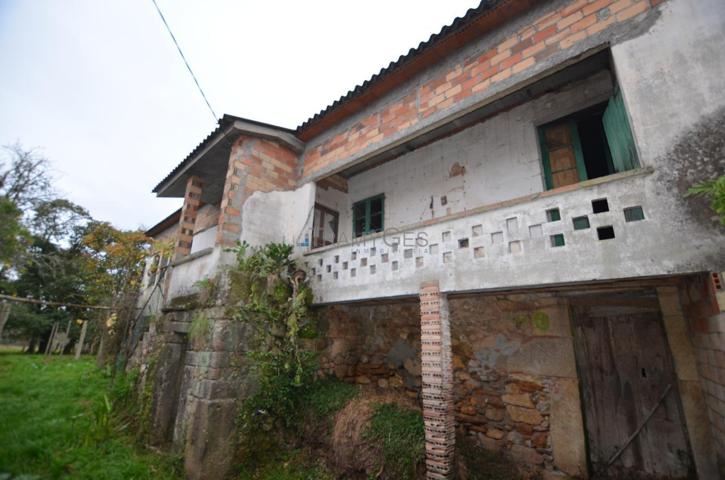 Casa de Piedra para Reformar sobre amplia parcela en Estás, Tomiño photo 0