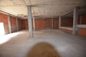 SE VENDE LOCAL COMERCIAL EN BRUTO - CÉNTRICO Y CON GRANDES POSIBILIDADES photo 0